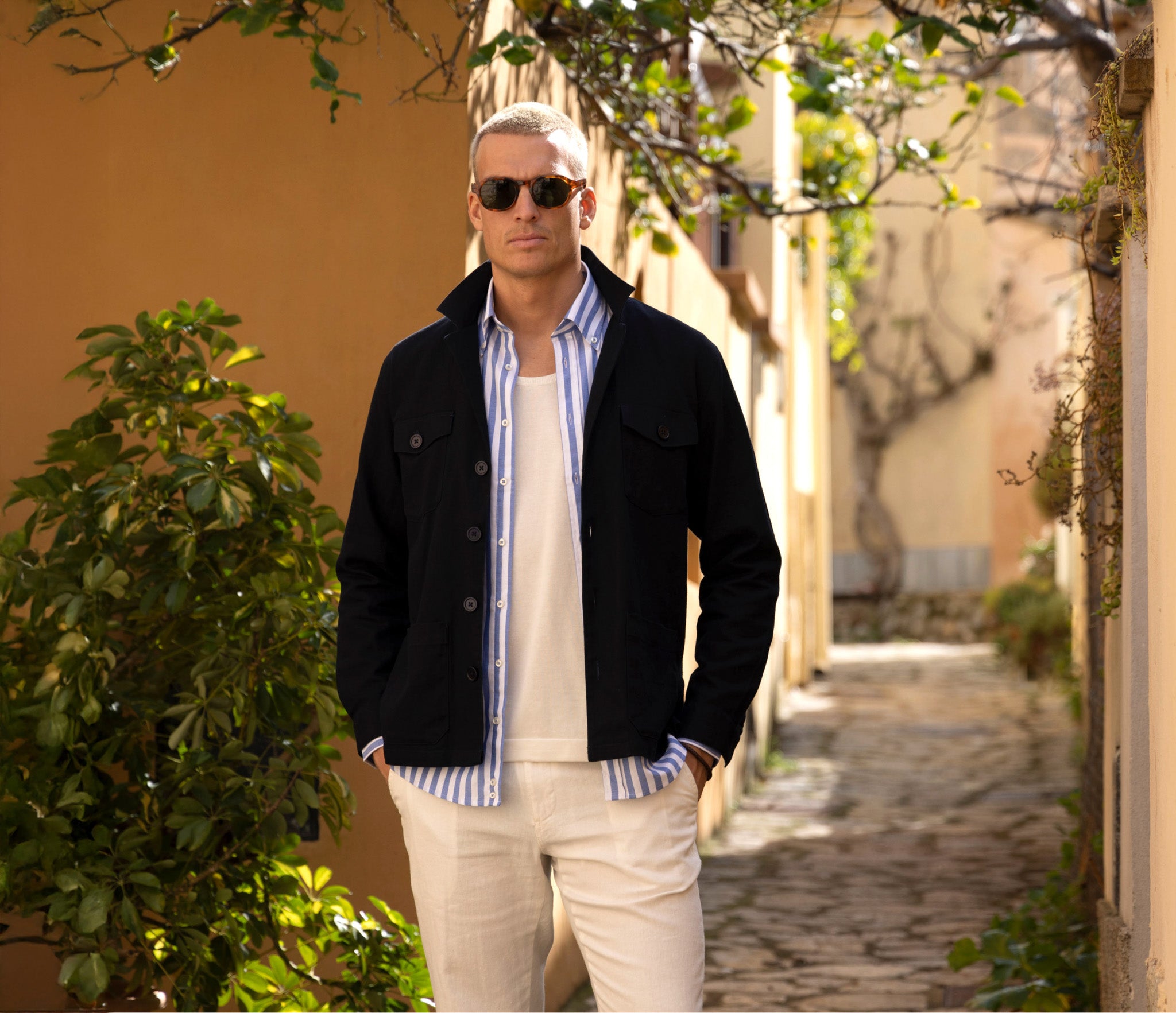 Marinblå Dressad Overshirt - Linnemix